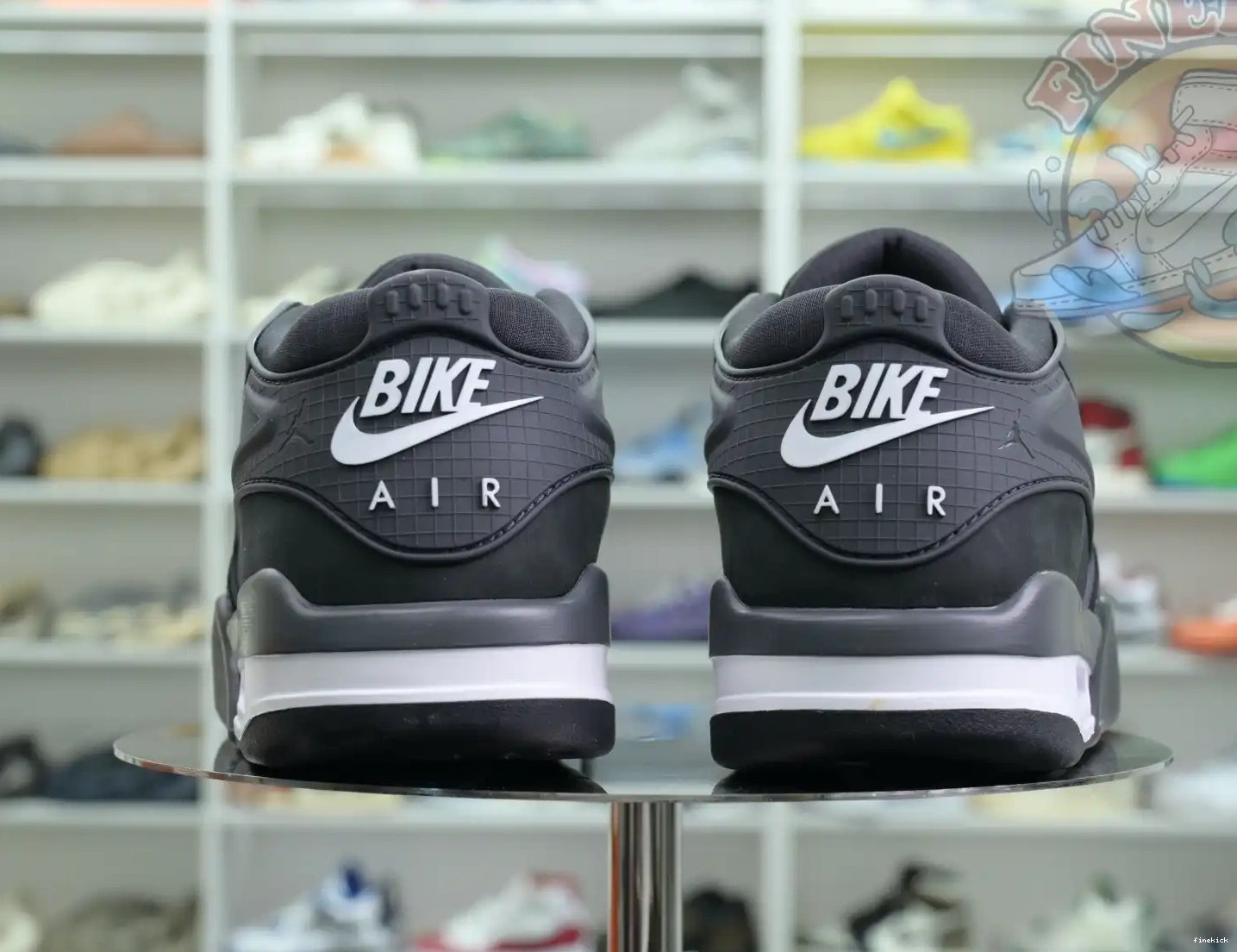 Jordan Jordan Nigel Air “Anthracite” 4 RM x SP Sylvester 0527